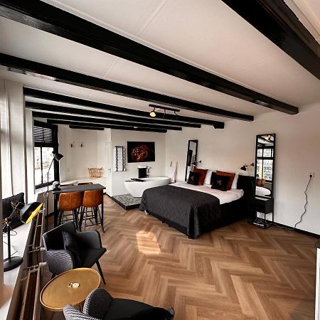 ズヴォレ Borrel & Bed Onder Zeil Bed & Breakfast エクステリア 写真
